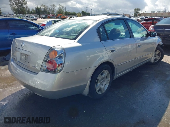 2003 Nissan Altima S with VIN 1N4AL11D43C354986, listed as a IAAI auction lot 41794579 with 135,238 mi miles. Bid and sale history available at carsss.com. Image 4.