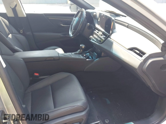 2022 Lexus ES 300h with VIN 58ADA1C13NU017386, listed as a IAAI auction lot 42381143 with 53,045 mi miles and . Bid and sale history available at DreamBid. Image 5.