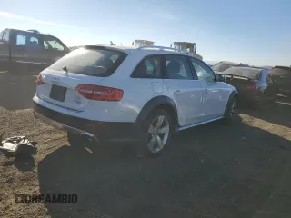 2014 Audi allroad Premium Plus with VIN WA1UFAFL5EA071035, listed as a Copart auction lot 82032644 with 71,473 mi miles and Salvage Title. Bid and sale history available at carsss.com. Image 3.
