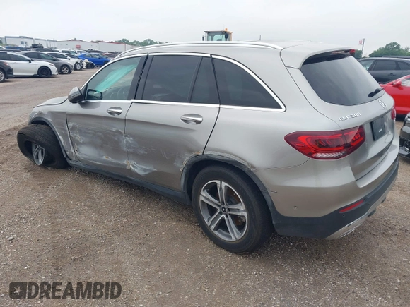 2021 Mercedes-Benz GLC 300 with VIN W1N0G8DB5MV297726, listed as a IAAI auction lot 42202541 with 39,251 mi miles and . Bid and sale history available at DreamBid. Image 3.