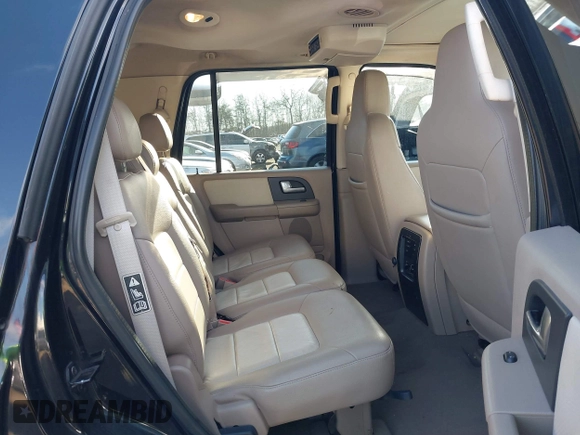 2003 Ford Expedition Eddie Bauer z VIN 1FMFU18L13LC31460, wystawiony jako IAAI lot #41204255 z przebiegiem 248 719 mil mil oraz . Historia ofert i sprzedaży dostępna na DreamBid. Obrazek 8.