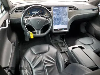 2015 Tesla Model S 85D with VIN 5YJSA1H28FFP78686, listed as a Copart auction lot 53310595 with 69,682 mi miles and Salvage Title. Bid and sale history available at carsss.com. Image 8.