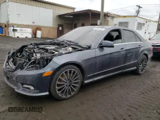 2011 Mercedes-Benz E 350 Luxury z VIN WDDHF8HB4BA298903, wystawiony jako Copart lot #52816785 z przebiegiem 201 277 mil mil oraz Nie do naprawy • Non repairable. Historia ofert i sprzedaży dostępna na DreamBid. Obrazek 1.
