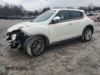 2011 Nissan Juke SL with VIN JN8AF5MV5BT013578, listed as a Copart auction lot 44624705 with 176,226 mi miles and Salvage Title. Bid and sale history available at carsss.com. Image 1.