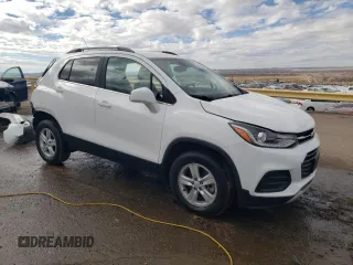 2017 Chevrolet Trax LT z VIN 3GNCJPSB1HL146883, wystawiony jako Copart lot #88269605 z przebiegiem 64 129 mil mil oraz Szkoda całkowita • Salvage title. Historia ofert i sprzedaży dostępna na DreamBid. Obrazek 4.