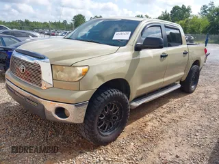2008 Toyota Tundra z VIN 5TBEV54178S482099, wystawiony jako IAAI lot #42411224 z przebiegiem 252 317 mil mil oraz . Historia ofert i sprzedaży dostępna na DreamBid. Obrazek 2.