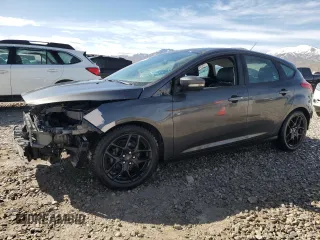 2016 Ford Focus SE with VIN 1FADP3K24GL326153, listed as a Copart auction lot 48426195 with 117,725 mi miles and Salvage Title. Bid and sale history available at carsss.com. Image 1.