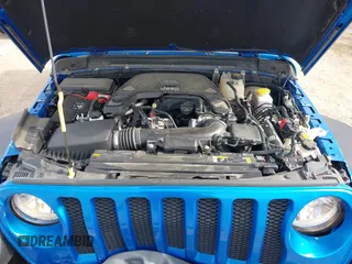 2021 Jeep Wrangler Unlimited Sport S z VIN 1C4HJXDG4MW743151, wystawiony jako IAAI lot #42204776 z przebiegiem 42 363 mil mil oraz . Historia ofert i sprzedaży dostępna na DreamBid. Obrazek 10.