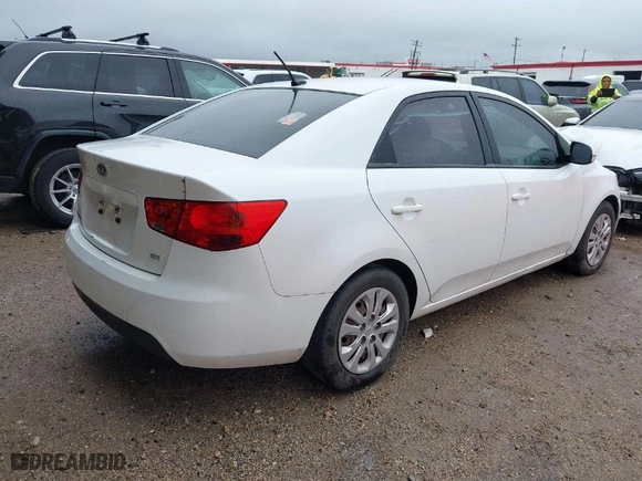 2012 Kia Forte EX with VIN KNAFU4A28C5483859, listed as a IAAI auction lot 41964258 with 232,847 mi miles. Bid and sale history available at carsss.com. Image 4.