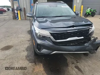 2023 Kia Seltos S with VIN KNDEU2AA5P7397364, listed as a Copart auction lot 64648355 with 20,510 mi miles and Salvage title. Bid and sale history available at DreamBid. Image 13.