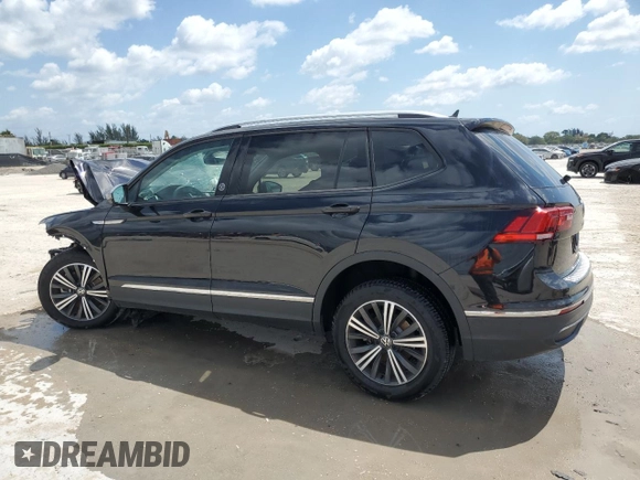 2024 Volkswagen Tiguan Wolfsburg Edition z VIN 3VV6B7AX1RM213365, wystawiony jako Copart lot #53645825 z przebiegiem 4 189 mil mil oraz Nie do naprawy • Non repairable. Historia ofert i sprzedaży dostępna na DreamBid. Obrazek 2.