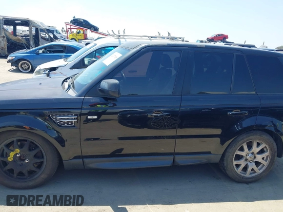 2013 Land Rover Range Rover Sport HSE Lux with VIN SALSK2D45DA766942, listed as a IAAI auction lot 42477658 with 188,101 mi miles and . Bid and sale history available at DreamBid. Image 14.