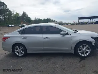 2013 Nissan Altima 2.5 SL with VIN 1N4AL3AP2DN506811, listed as a IAAI auction lot 41875731 with 242,422 mi miles. Bid and sale history available at carsss.com. Image 14.