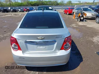 2013 Chevrolet Sonic LT with VIN 1G1JC5SHXD4185418, listed as a IAAI auction lot 41988445 with 177,696 mi miles. Bid and sale history available at carsss.com. Image 16.