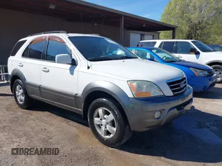 2008 Kia Sorento EX z VIN KNDJC736085810571, wystawiony jako IAAI lot #41845206 z przebiegiem 148 477 mil mil oraz . Historia ofert i sprzedaży dostępna na DreamBid. Obrazek 1.