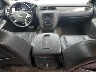 2008 Chevrolet Suburban LTZ with VIN 3GNFK16308G157294, listed as a Copart auction lot 57337905 with 312,276 mi miles and Clean title. Bid and sale history available at DreamBid. Image 8.