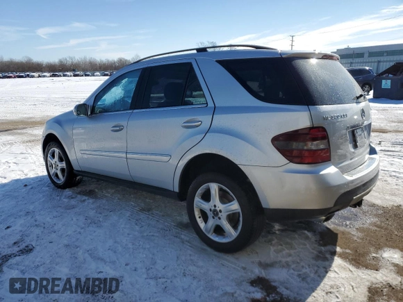 2008 Mercedes-Benz M 320 CDI with VIN 4JGBB22E98A387057, listed as a Copart auction lot 45343965 with 123,908 mi miles and Salvage Title. Bid and sale history available at carsss.com. Image 2.
