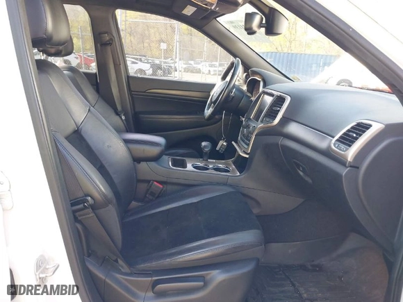 2015 Jeep Grand Cherokee Altitude with VIN 1C4RJFAG1FC797157, listed as a IAAI auction lot 42021139 with 148,491 mi miles. Bid and sale history available at carsss.com. Image 5.