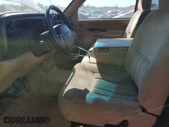 1997 Dodge 1500 z VIN 3B7HC13Z8VG826995, wystawiony jako Copart lot #76375794 z przebiegiem 100 341 mil mil oraz Szkoda całkowita • Salvage title. Historia ofert i sprzedaży dostępna na DreamBid. Obrazek 7.