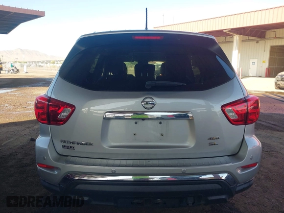2017 Nissan Pathfinder SV z VIN 5N1DR2MM3HC696441, wystawiony jako IAAI lot #42551768 z przebiegiem 85 578 mil mil oraz . Historia ofert i sprzedaży dostępna na DreamBid. Obrazek 16.