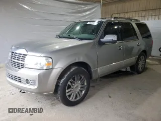 2008 Lincoln Navigator with VIN 5LMFU28528LJ17849, listed as a Copart auction lot 49578125 with 211,692 mi miles and Clean Title. Bid and sale history available at carsss.com. Image 1.