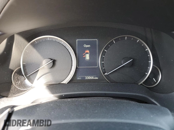2018 Lexus RX with VIN JTJBZMCA0J2036042, listed as a Copart auction lot 44004593 with 33,066 mi miles. Bid and sale history available at carsss.com. Image 9.