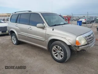 2005 Suzuki XL-7 LX with VIN JS3TX92V254100902, listed as a IAAI auction lot 41906726 with 170,411 mi miles. Bid and sale history available at carsss.com. Image 1.