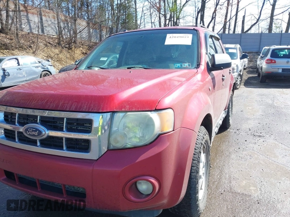 2008 Ford Escape XLT with VIN 1FMCU93108KC15674, listed as a IAAI auction lot 42049019 with 180,077 mi miles. Bid and sale history available at carsss.com. Image 14.