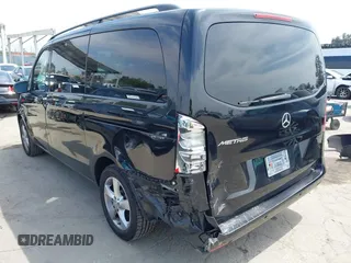 2016 Mercedes-Benz Metris Passenger z VIN WD4PG2EEXG3132028, wystawiony jako IAAI lot #42286567 z przebiegiem 191 063 mil mil oraz . Historia ofert i sprzedaży dostępna na DreamBid. Obrazek 3.