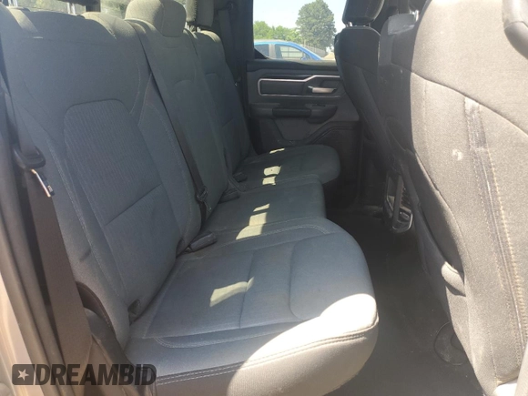 2022 Ram 1500 Big Horn с VIN 1C6RRFBG4NN226893, выставлен на аукционе Copart как лот 56584425 с пробегом 124 726 миль миль и Списание • Salvage title. История ставок и продаж доступна на DreamBid. Изображение 10.