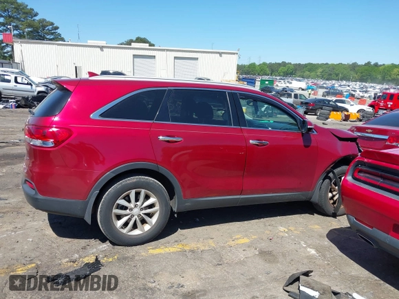 2017 Kia Sorento LX z VIN 5XYPG4A3XHG295107, wystawiony jako IAAI lot #42037114 z przebiegiem 91 967 mil mil oraz . Historia ofert i sprzedaży dostępna na DreamBid. Obrazek 13.