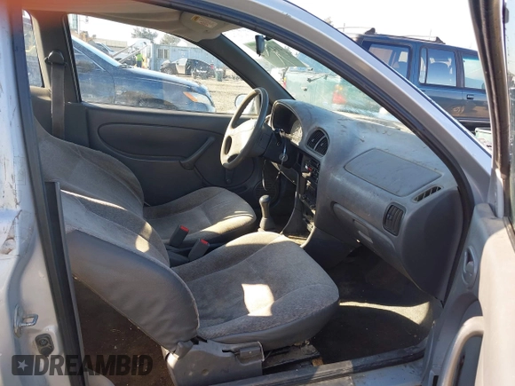 1999 Suzuki Swift z VIN 2S2AB21H9X6600313, wystawiony jako IAAI lot #41430319 z przebiegiem 149 795 mil mil oraz . Historia ofert i sprzedaży dostępna na DreamBid. Obrazek 5.