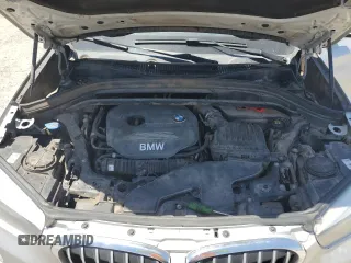 2018 BMW X1 sDrive28i z VIN WBXHU7C3XJ5H39960, wystawiony jako Copart lot #57095125 z przebiegiem 154 013 mil mil oraz Szkoda całkowita • Salvage title. Historia ofert i sprzedaży dostępna na DreamBid. Obrazek 12.