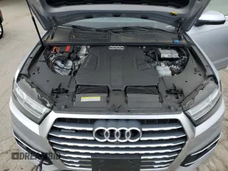 2018 Audi Q7 Premium Plus z VIN WA1LABF78JD018549, wystawiony jako Copart lot #58499685 z przebiegiem 98 123 mil mil oraz Tytuł czysty. Historia ofert i sprzedaży dostępna na DreamBid. Obrazek 12.