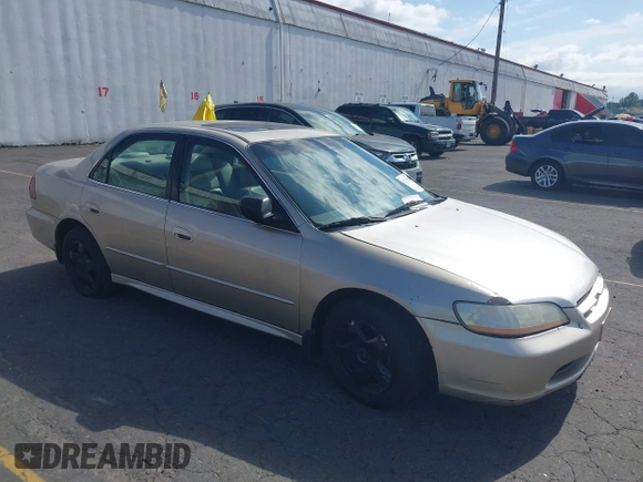 2001 Honda Accord EX с VIN 1HGCG16521A005814, выставлен на аукционе IAAI как лот 42537549 с пробегом Не указан миль и . История ставок и продаж доступна на DreamBid. Изображение 1.