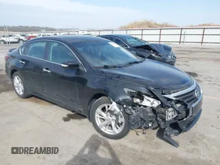 2014 Nissan Altima 2.5 S with VIN 1N4AL3AP2EC172048, listed as a IAAI auction lot 41798428 with 113,431 mi miles. Bid and sale history available at carsss.com. Image 1.