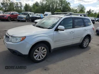 2011 Subaru Forester X Limited with VIN JF2SHAEC7BH781213, listed as a Copart auction lot 61753015 with 110,183 mi miles and Clean title. Bid and sale history available at DreamBid. Image 1.