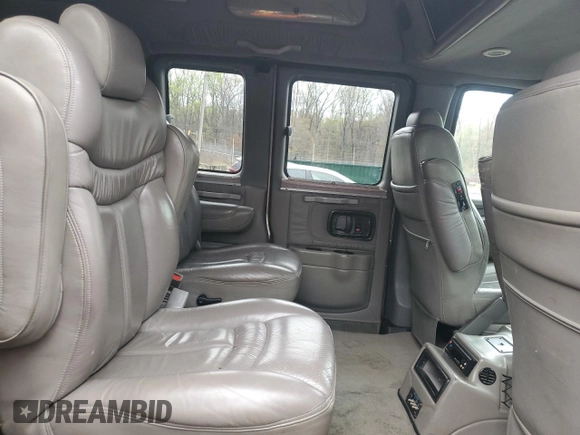 2005 Chevrolet Express Cargo Van YF7 Upfitter with VIN 1GBFG15T051168404, listed as a Copart auction lot 51548585 with 194,624 mi miles and Salvage Title. Bid and sale history available at carsss.com. Image 11.