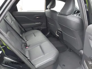 2025 Toyota Crown XLE z VIN JTDACAAJ7S3004279, wystawiony jako IAAI lot #41863223 z przebiegiem 5041 mil mil oraz . Historia ofert i sprzedaży dostępna na DreamBid. Obrazek 8.