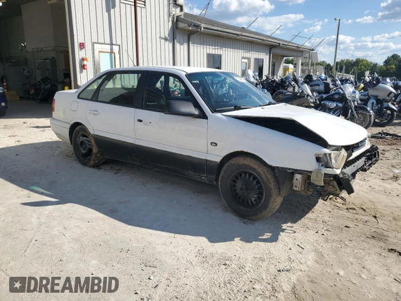 1997 Volkswagen Passat with VIN WVWGG83A0VB009323, listed as a Copart auction lot 73042334 with 261,740 mi miles and Salvage title. Bid and sale history available at DreamBid. Image 4.