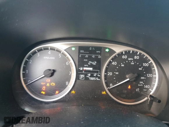 2020 Nissan Kicks S z VIN 3N1CP5BV8LL532606, wystawiony jako Copart lot #43812445 z przebiegiem 79 855 mil mil oraz Szkoda całkowita • Salvage title. Historia ofert i sprzedaży dostępna na DreamBid. Obrazek 9.