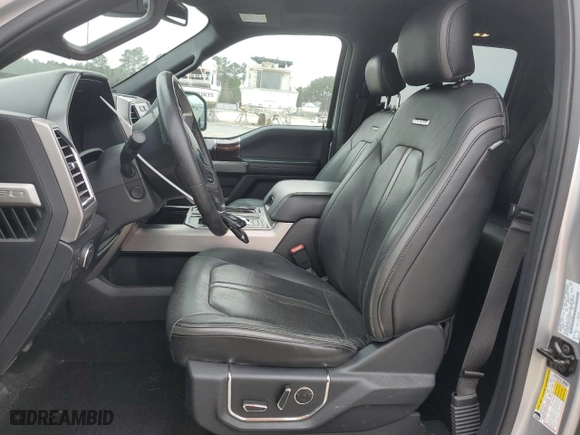 2015 Ford F-150 XLT w/HD Payload Pkg with VIN 1FTFW1EG3FFC28424, listed as a Copart auction lot 48205035 with 267,354 mi miles and Clean Title. Bid and sale history available at carsss.com. Image 7.