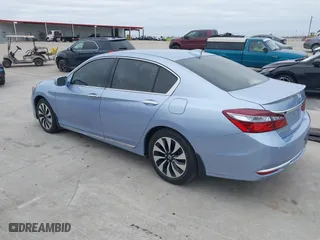 2017 Honda Accord Hybrid with VIN JHMCR6F32HC010979, listed as a IAAI auction lot 41359613 with 29,823 mi miles. Bid and sale history available at carsss.com. Image 3.