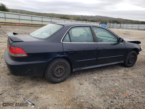 2002 Honda Accord Sdn SE with VIN 1HGCG668X2A108374, listed as a Copart auction lot 51252255 with 182,610 mi miles and Clean Title. Bid and sale history available at carsss.com. Image 3.