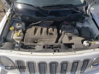 2014 Jeep Patriot Latitude с VIN 1C4NJRFB6ED792039, выставлен на аукционе Copart как лот 63076565 с пробегом 215 522 миль миль и Списание • Salvage title. История ставок и продаж доступна на DreamBid. Изображение 12.