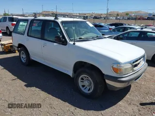 1998 Ford Explorer XL z VIN 1FMZU34X9WZB32498, wystawiony jako IAAI lot #41963702 z przebiegiem 286 737 mil mil oraz . Historia ofert i sprzedaży dostępna na DreamBid. Obrazek 1.
