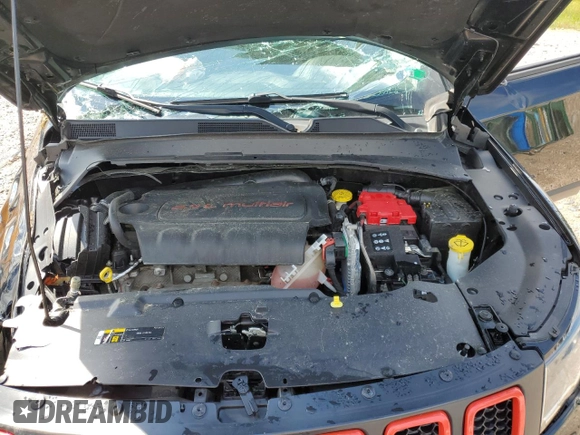 2019 Jeep Compass Altitude with VIN 3C4NJDBB1KT781349, listed as a Copart auction lot 55498805 with 40,365 mi miles and Salvage title. Bid and sale history available at DreamBid. Image 12.