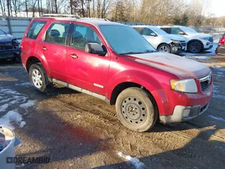 2008 Mazda Tribute ES with VIN 4F2CZ06168KM04987, listed as a IAAI auction lot 41267866 with 177,894 mi miles. Bid and sale history available at carsss.com. Image 1.