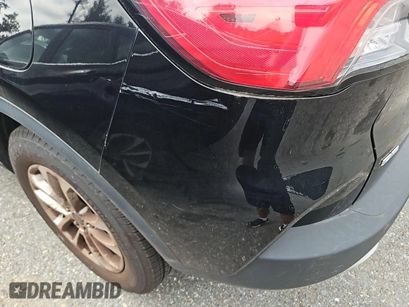 2021 Ford Escape SE with VIN 1FMCU0G69MUA67783, listed as a IAAI auction lot 42785516 with 42,013 mi miles and . Bid and sale history available at DreamBid. Image 14.