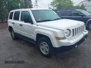 2016 Jeep Patriot Sport with VIN 1C4NJPBB8GD677732, listed as a IAAI auction lot 42343045 with 179,249 mi miles and . Bid and sale history available at DreamBid. Image 1.
